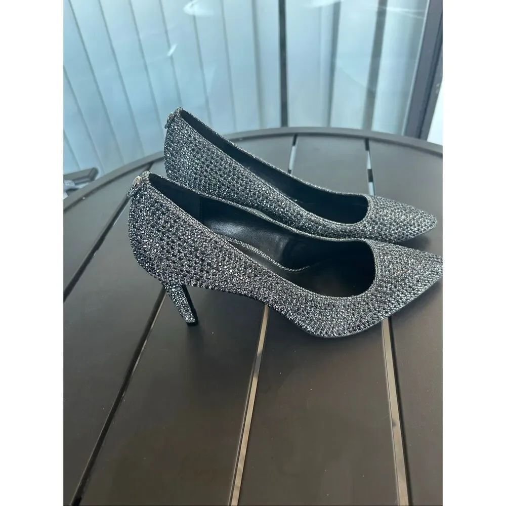 Michael Kors Black Rhinestone Pumps Size 8M - Picture 14 of 15